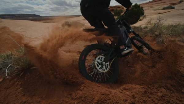 ERIDE Pro SS 5000 w / 12000 w Bike in the shop Ebike 19x3 Electric Dirt Bike - Assembled in store - Image 3